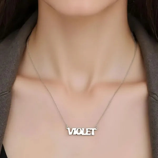 Violet retro name necklace white gold elegant look